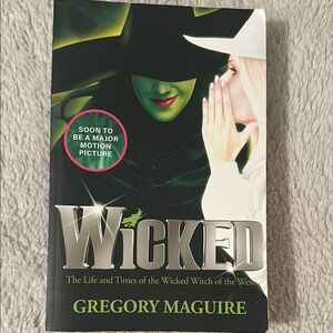 Wicked Book by Gregory Maguire